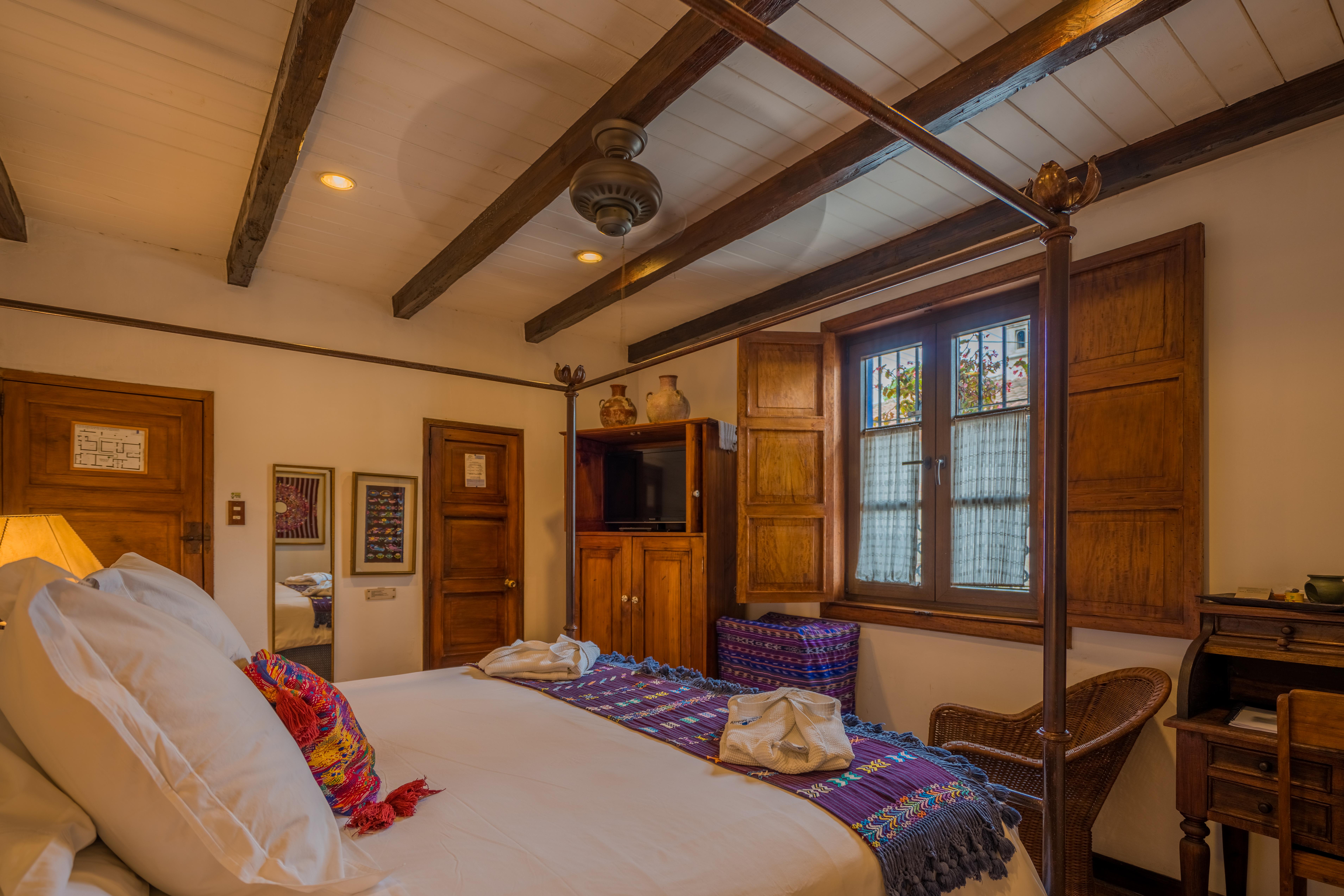 Casa Encantada By Porta Hotel 2*