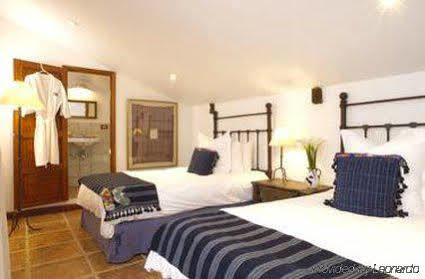 Hotel Casa Encantada By Porta 2*